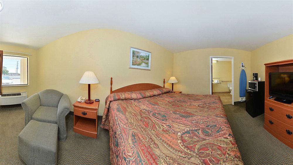 Days Inn By Wyndham Abbeville Εξωτερικό φωτογραφία