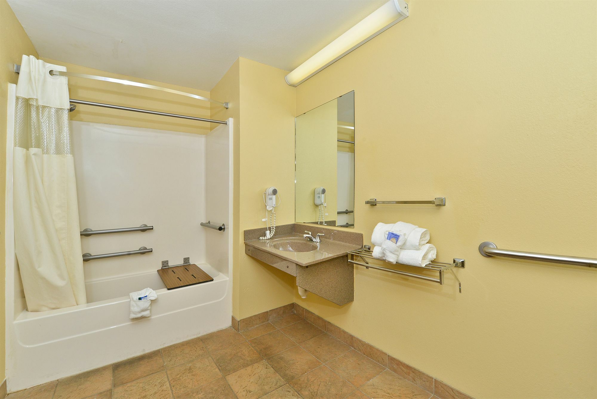 Days Inn By Wyndham Abbeville Εξωτερικό φωτογραφία