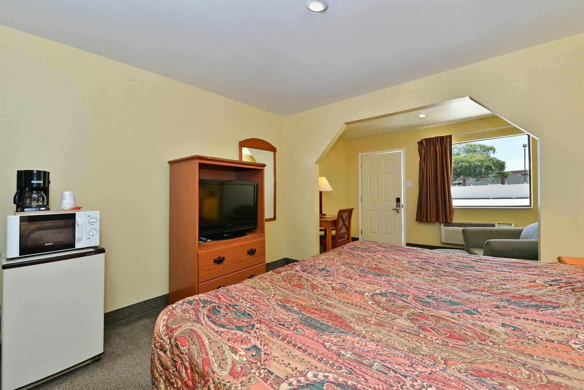 Days Inn By Wyndham Abbeville Εξωτερικό φωτογραφία